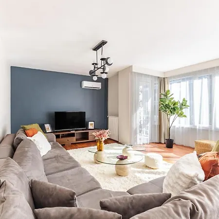 شقة Spacious Flat W Balcony 3 Min To Bagdat Ave *