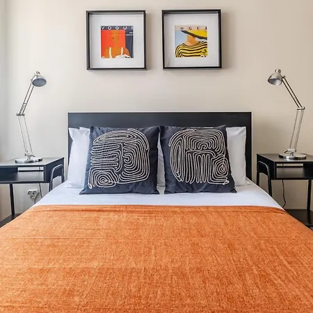 Spacious Flat W Balcony 3 Min To Bagdat Ave شقة اسطنبول